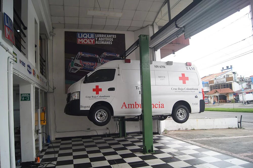 LIQUI-MOLY dona cambio de aceite a los vehículos de la salud